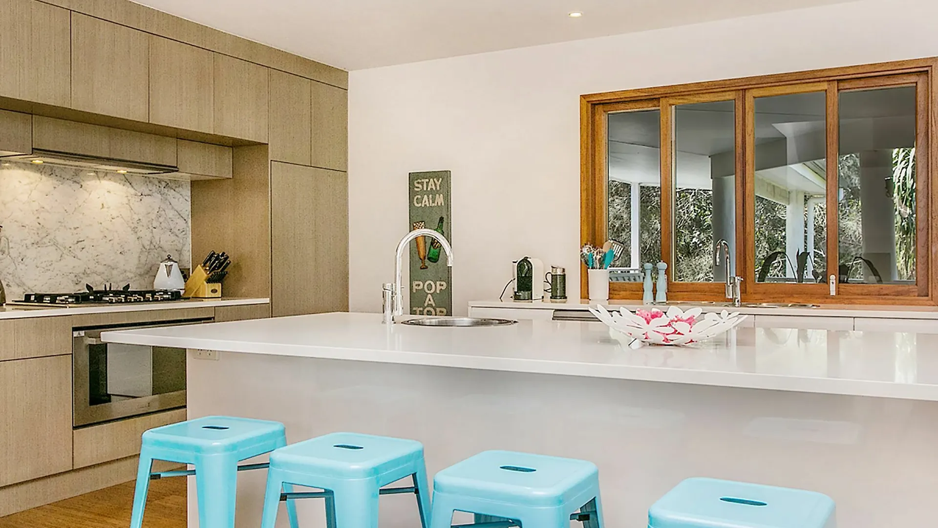 Apartment Beachcomber Blue - Expansive Beachfront Property Byron Bay